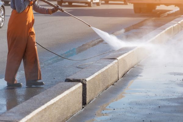 Commercial Concrete Cleaning in Huntersville
