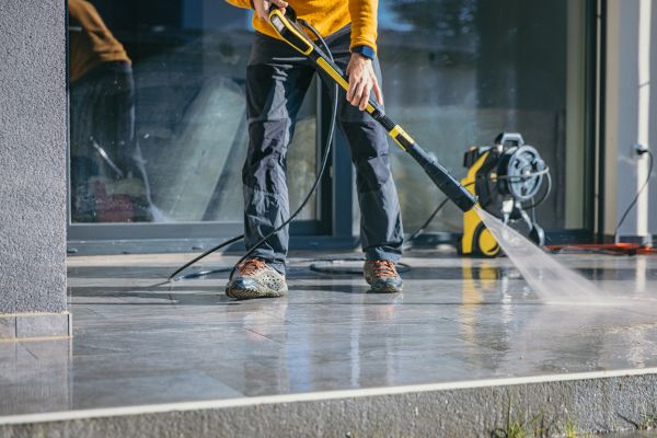 Cost of Concrete Cleaning in Huntersville