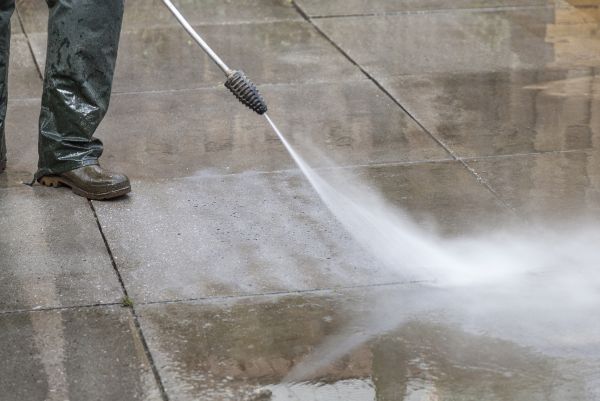 Cost of Concrete Power Washing in Huntersville