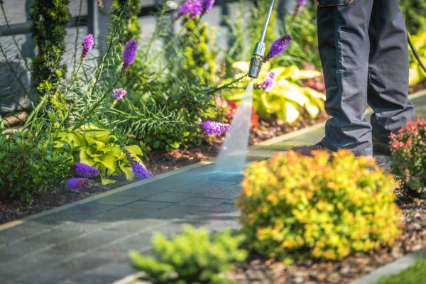 Cost of Sidewalk Pressure Washing in Huntersville