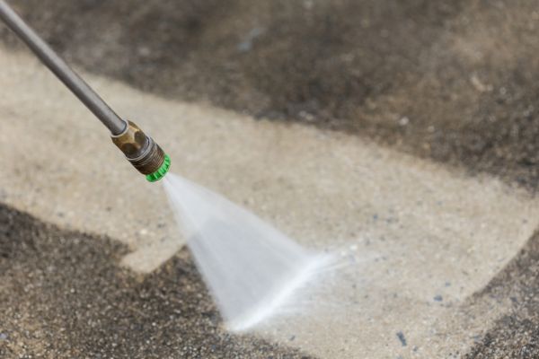 Cost of Garage Floor Power Washing in Huntersville