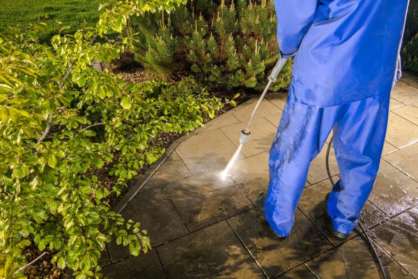 Cost of Hardscape Cleaning in Huntersville