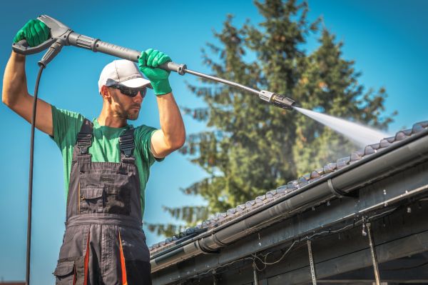 Cost of Gutter Washing in Huntersville