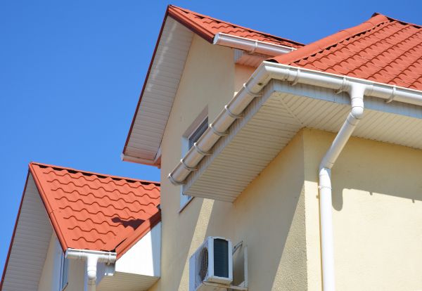 Cost of Soffit Cleaning in Huntersville