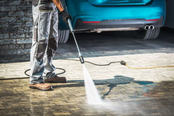 Home Pressure Cleaning in Huntersville