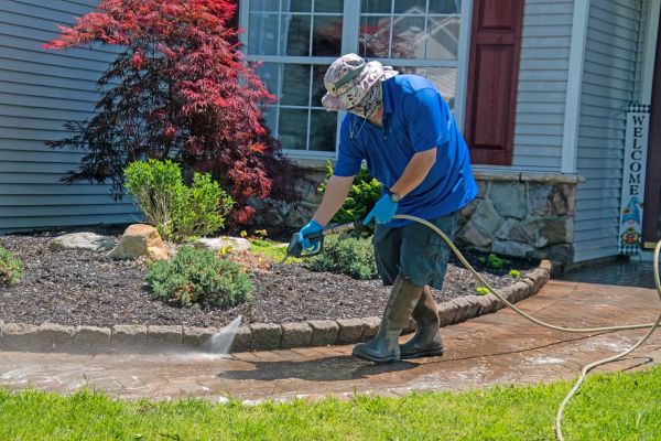 Cost of Brick Walkway Cleaning in Huntersville