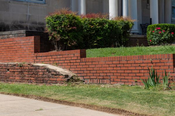 Cost of Retaining Wall Cleaning in Huntersville