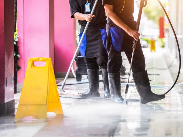 Store Powerwashing in Huntersville